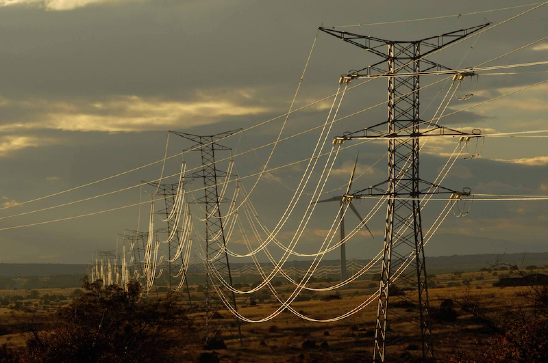 Productos con un sistema de puesta a tierra en la empresa Soldexel