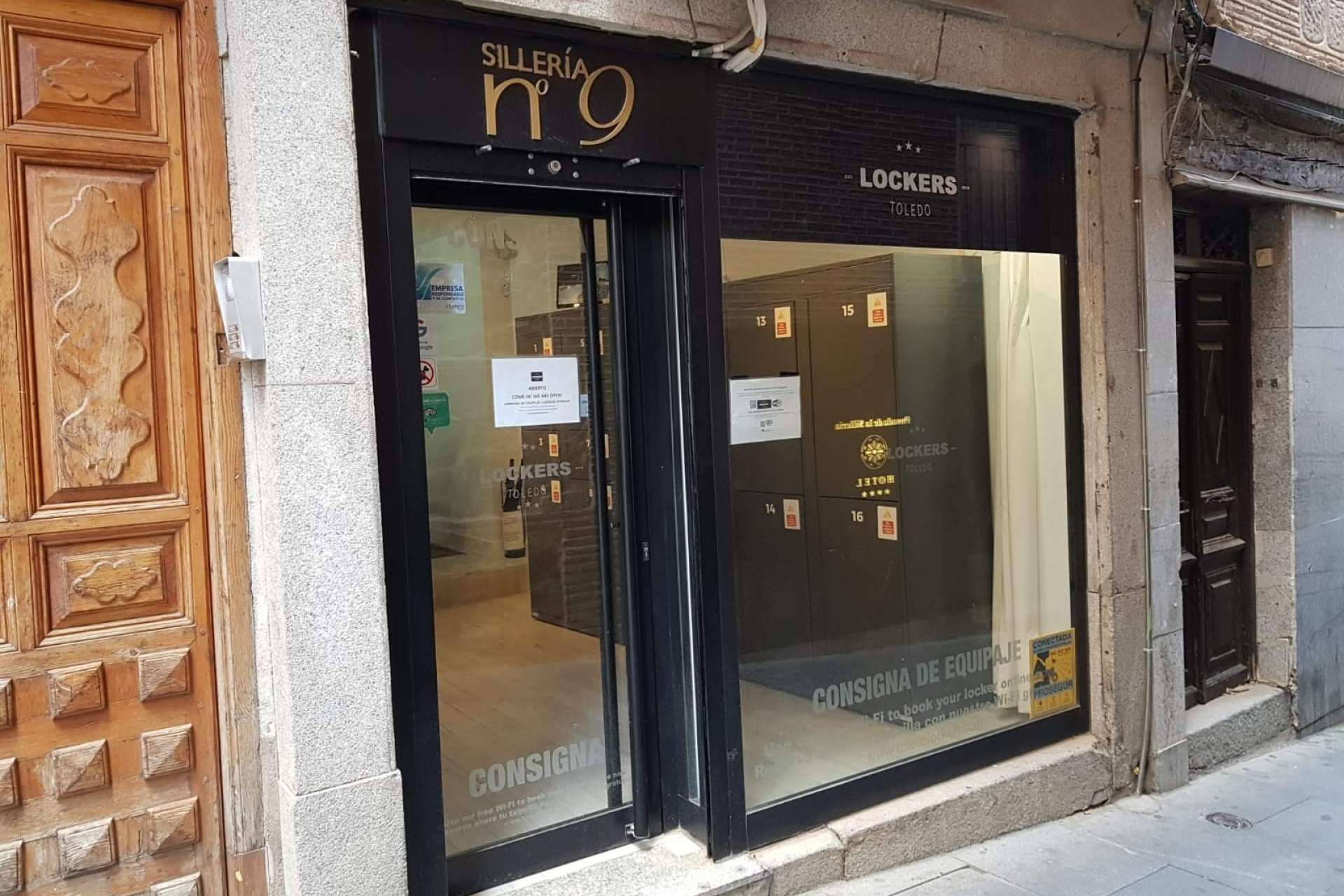 ¿Por qué dejar el equipaje en un locker es la opción más segura mientras exploras la Toledo?